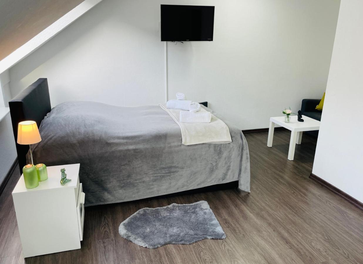 Schoenes Zentrales Mit Tiefgarage Apartment Kassel
