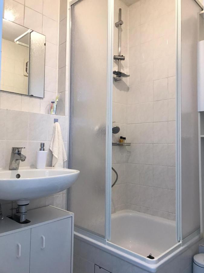 Appartement Schoenes Zentrales Mit Tiefgarage Cassel